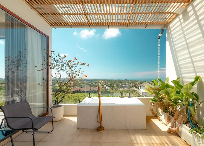 Stylish Ungasan With Pool & Ocean View Jacuzzi Uluwatu