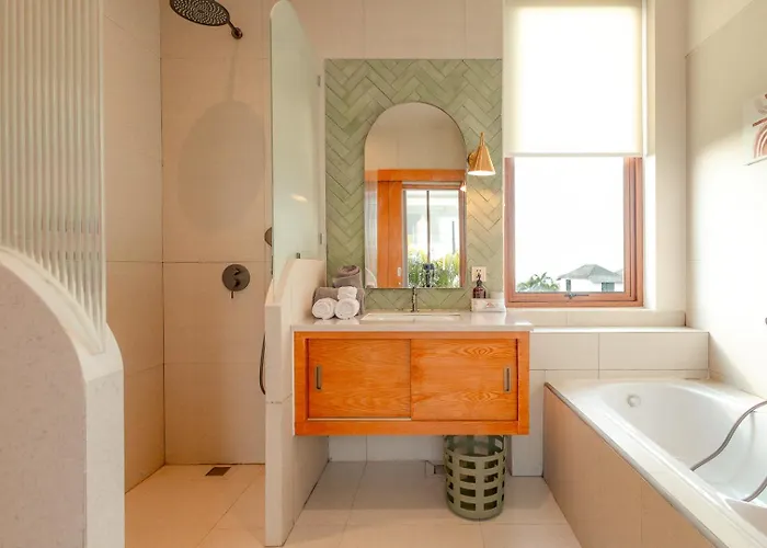 Villa Stylish Ungasan With Pool & Ocean View Jacuzzi